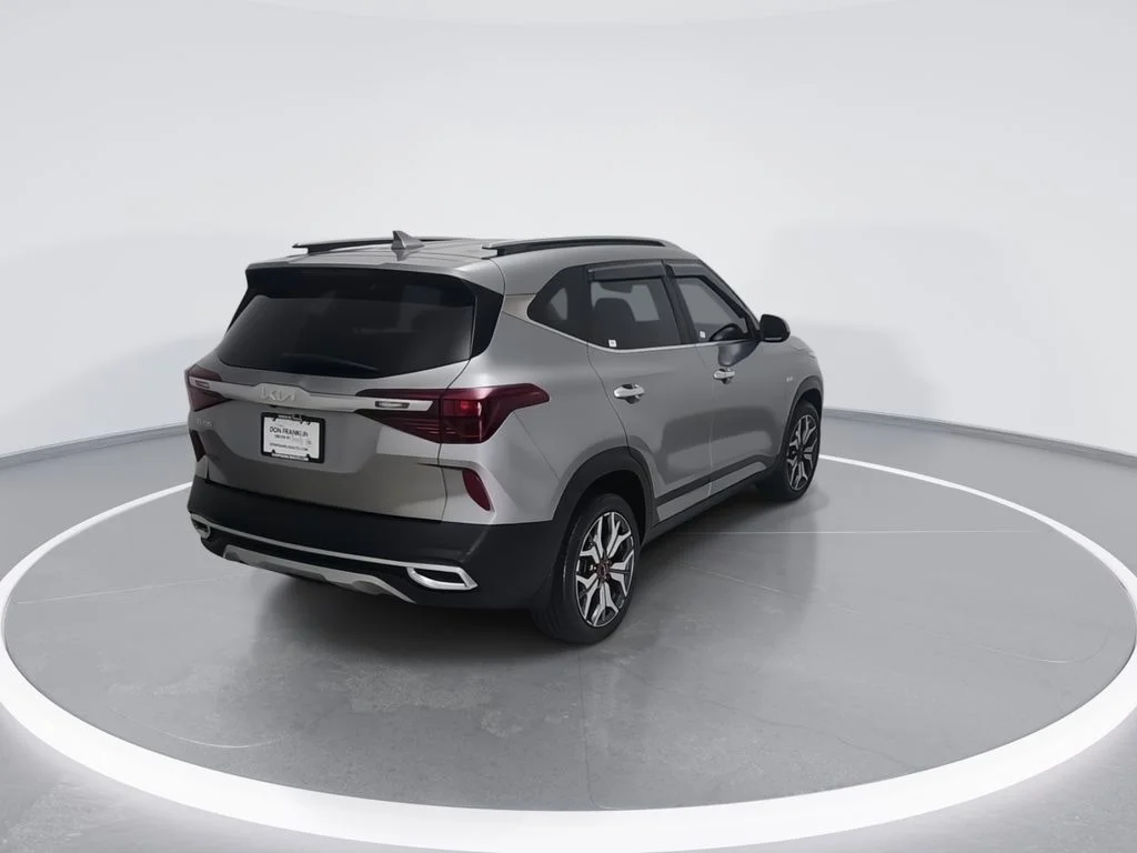Used 2022 Gray Kia SX image 9
