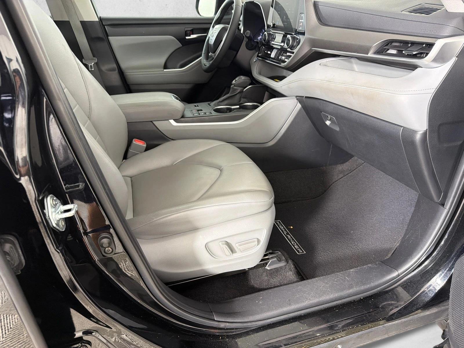 Used 2023 Midnight Black Metallic Toyota XLE image 14