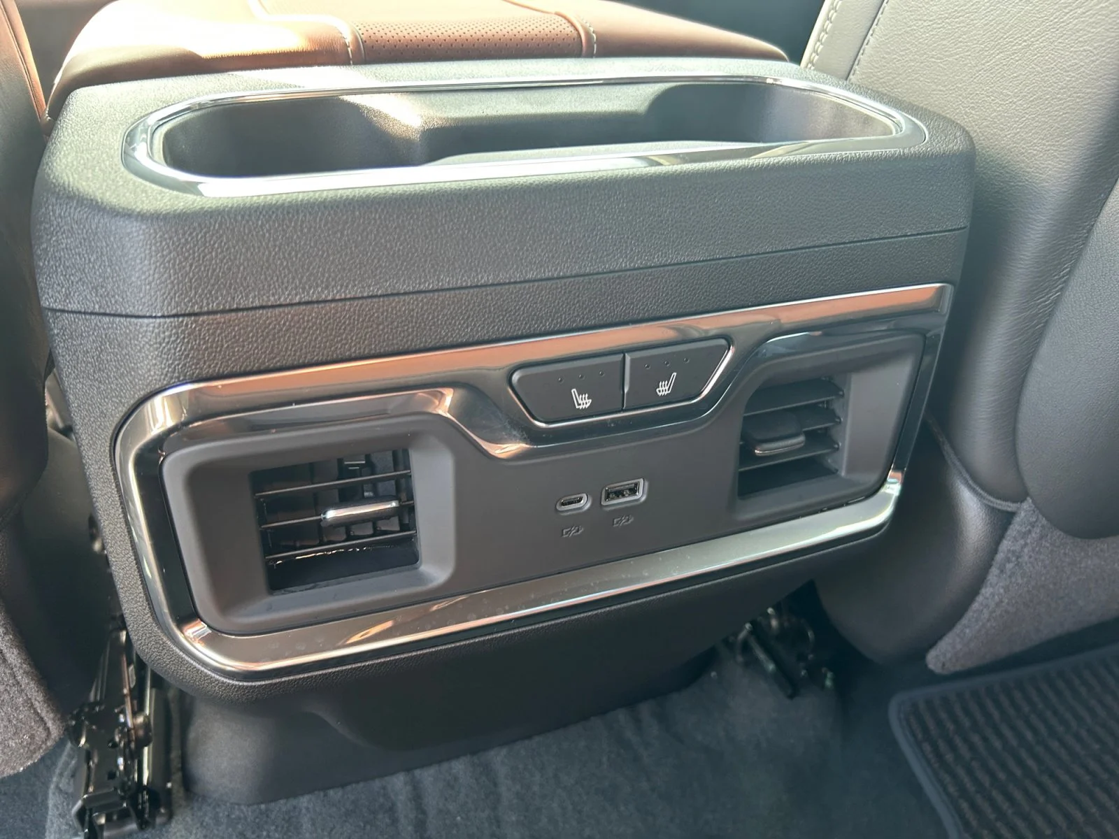 New 2026 Glacier White Tricoat GMC Denali Ultimate image 20