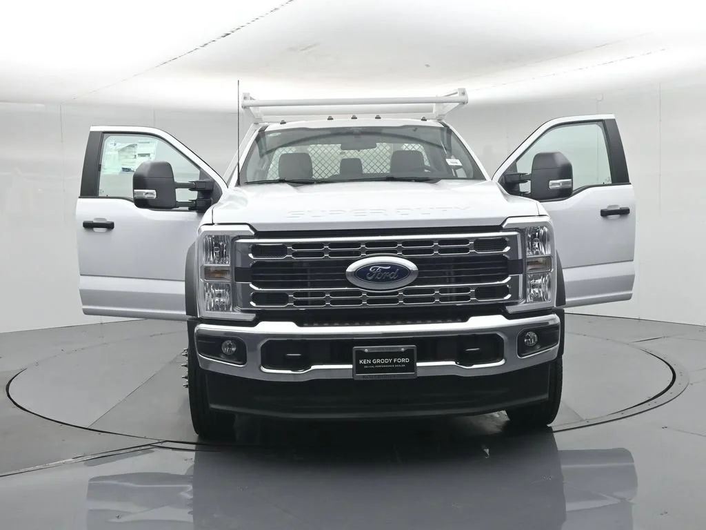 New 2026 Oxford White Ford XL image 37