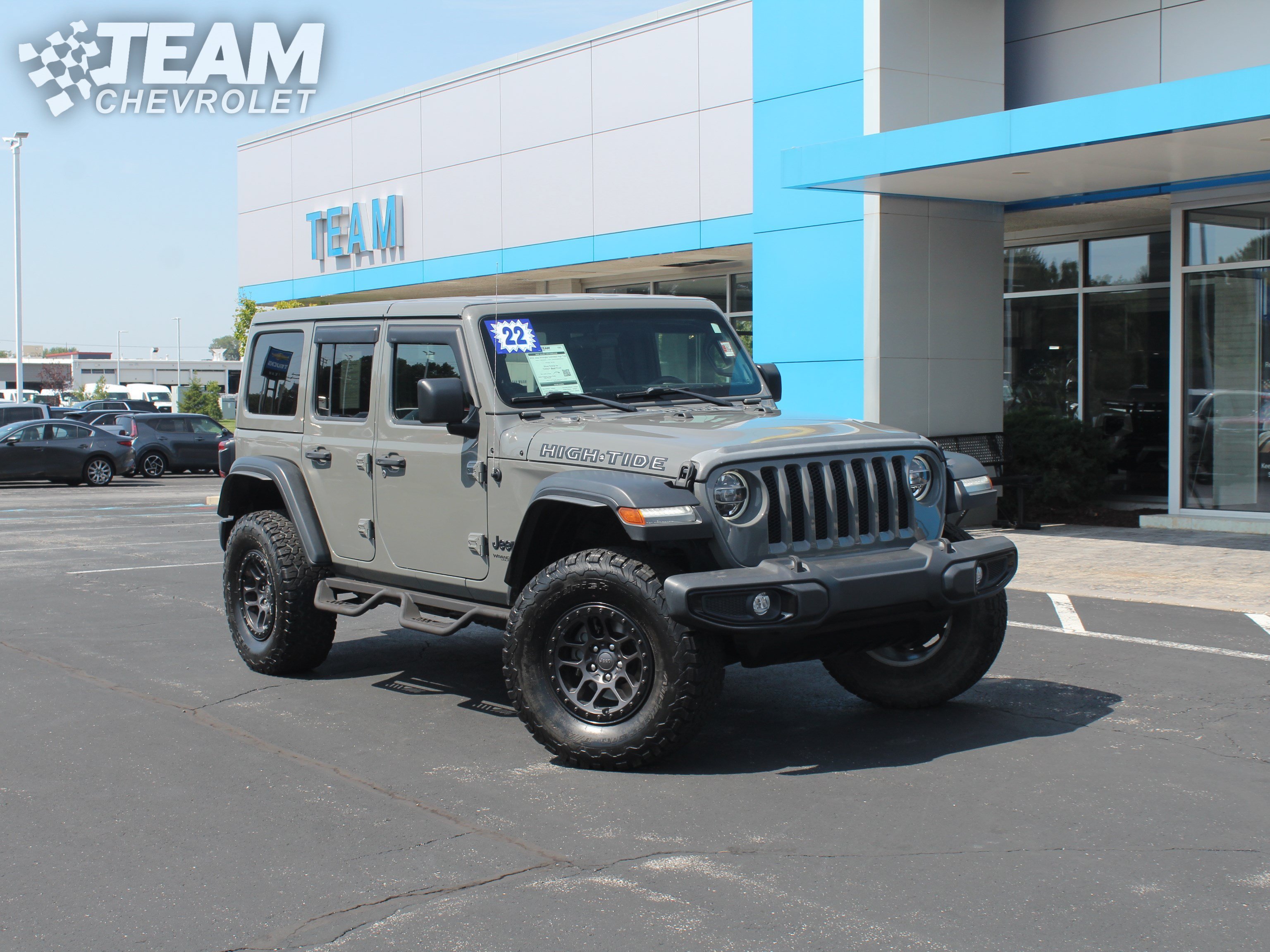 Used 2022 Gray Jeep High Tide 4x4 image 4