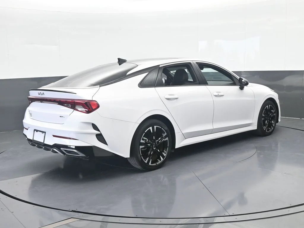 Used 2023 Glacial White Pearl Kia GT-Line image 5