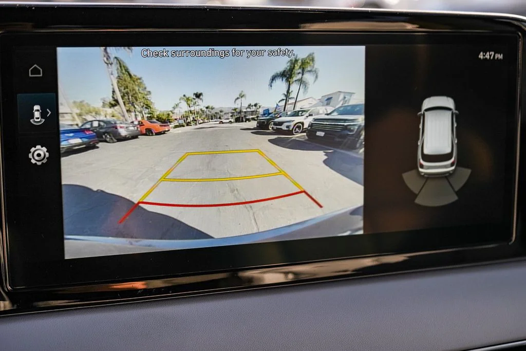 Used 2025 Gray Hyundai SEL image 22