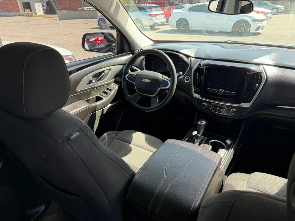 Used 2020 Gray Chevrolet LS image 19