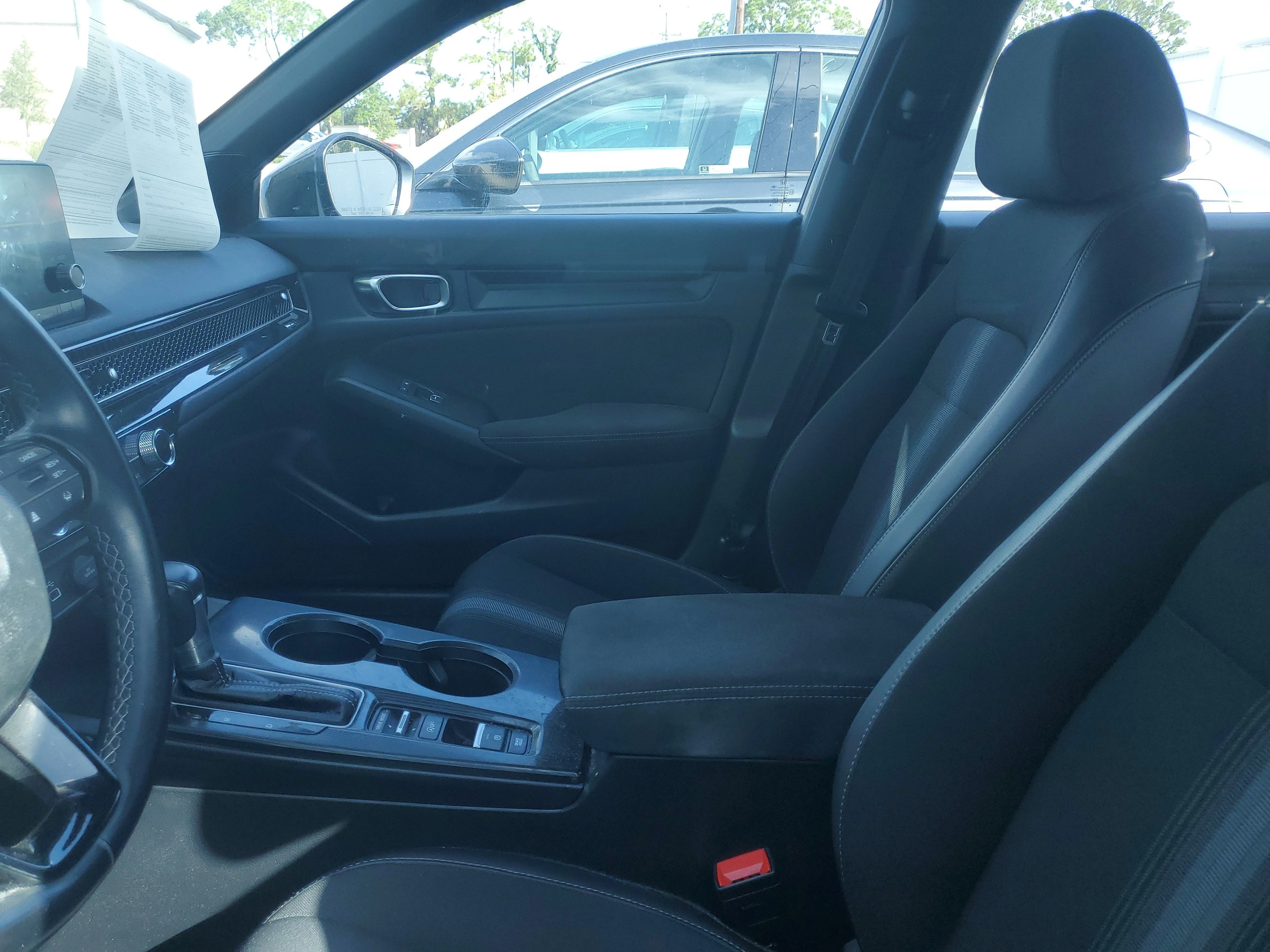 Used 2023  Honda Sport image 8