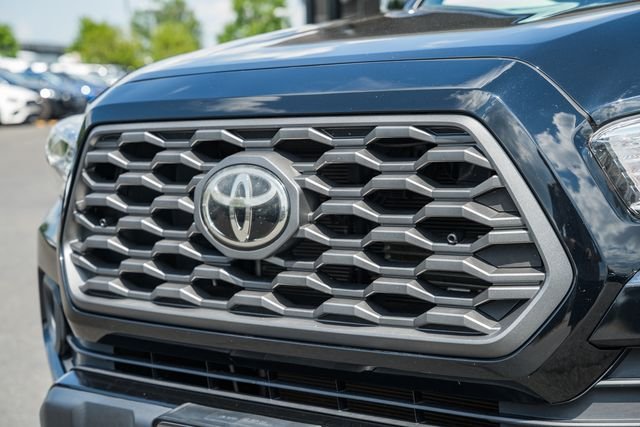 Used 2020 Midnight Black Metallic Toyota TRD Off-Road image 11