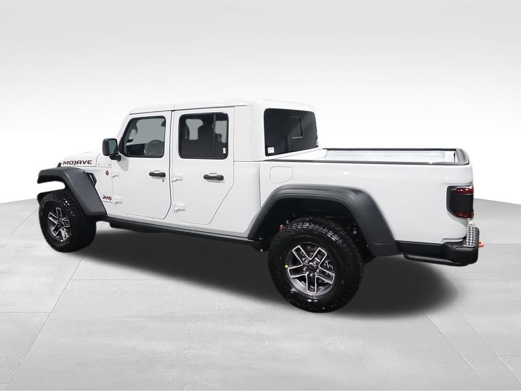 New 2026 Bright White Clear-Coat Exterior Paint Jeep Mojave image 6