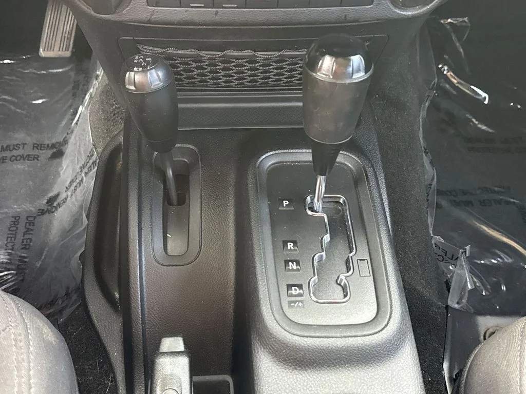 Used 2013 Black Jeep Unlimited Sport image 18