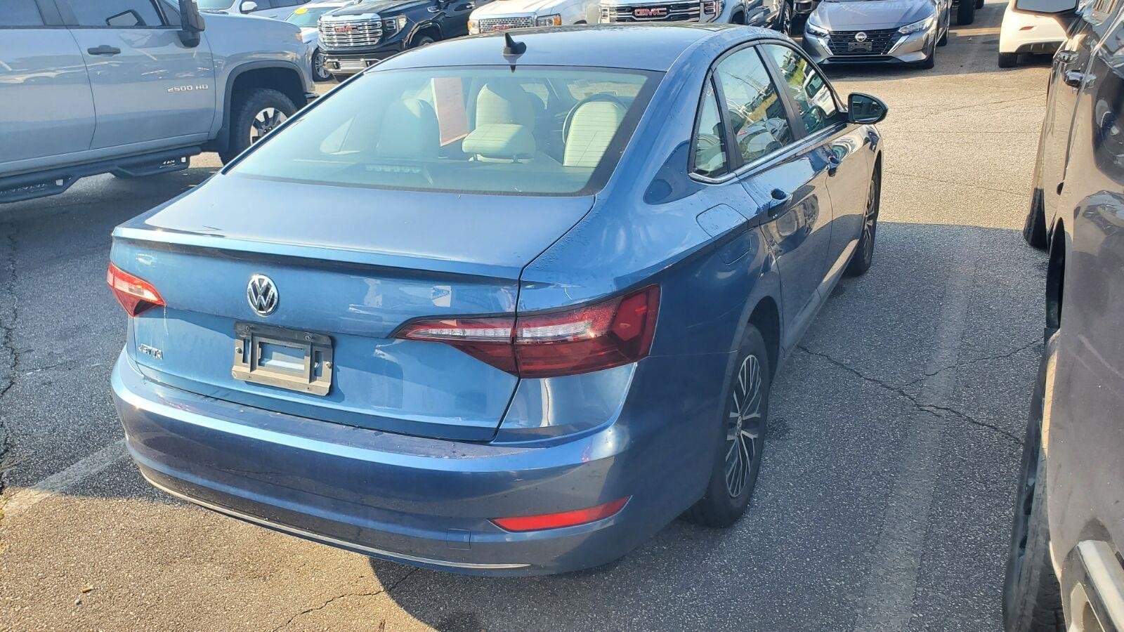 Used 2020 Blue Silk Metallic Volkswagen S image 9