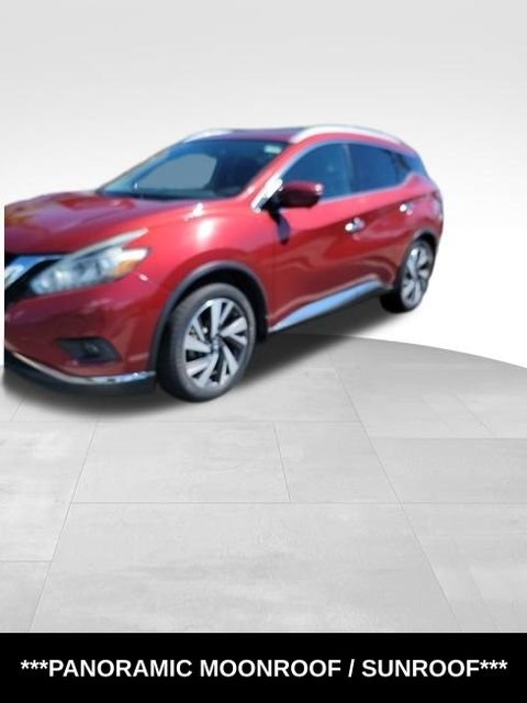 Used 2017 Red Nissan Platinum image 5