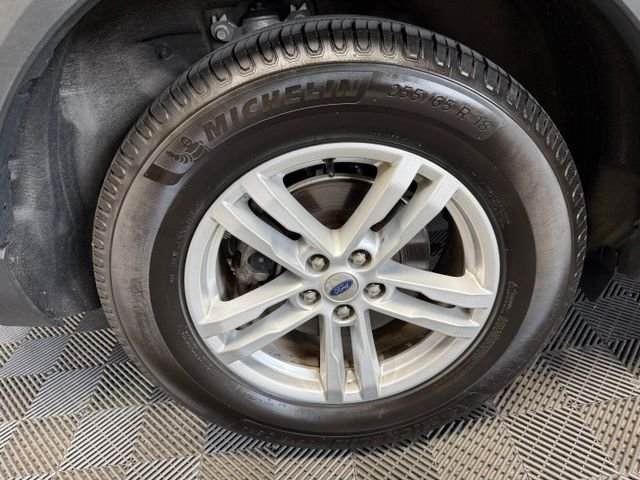 Certified Used 2021 Agate Black Metallic Ford XLT image 47