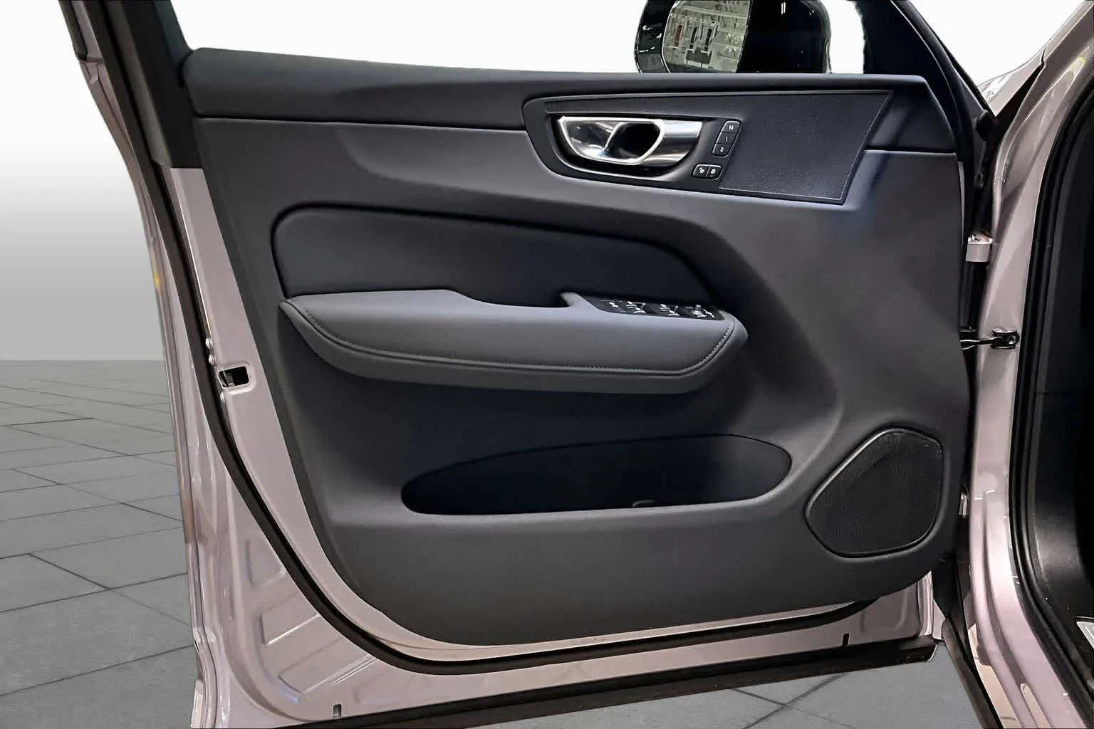New 2026 Aurora Silver Volvo Plus image 11