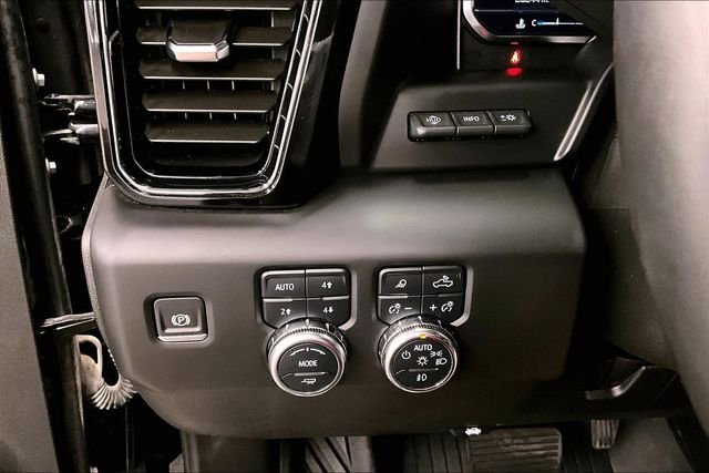 Used 2025 Onyx Black GMC AT4 image 40