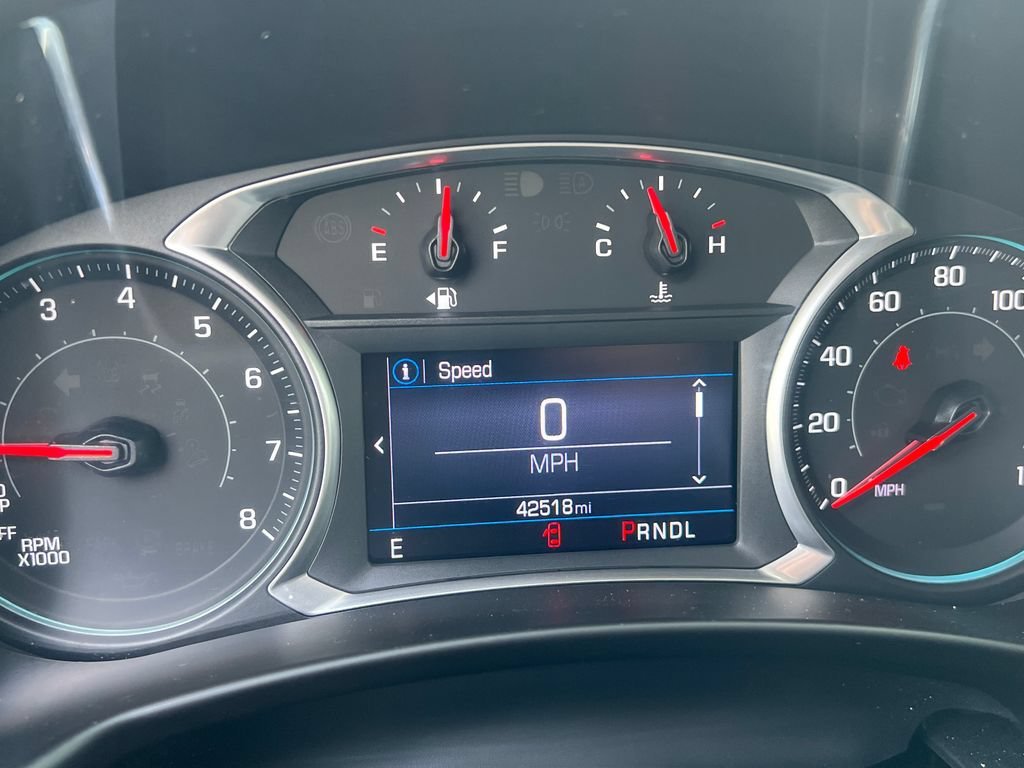 Used 2021 NIGHTFALL GRAY METALLIC Chevrolet LT image 17