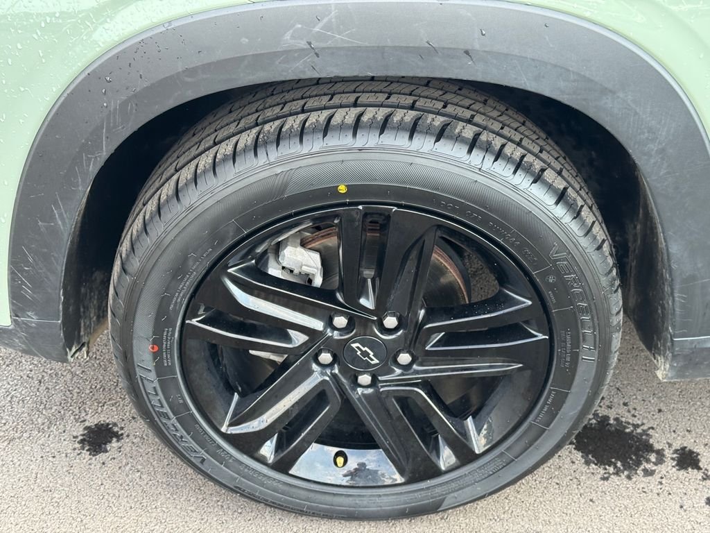 Used 2025 Green Chevrolet ACTIV image 20