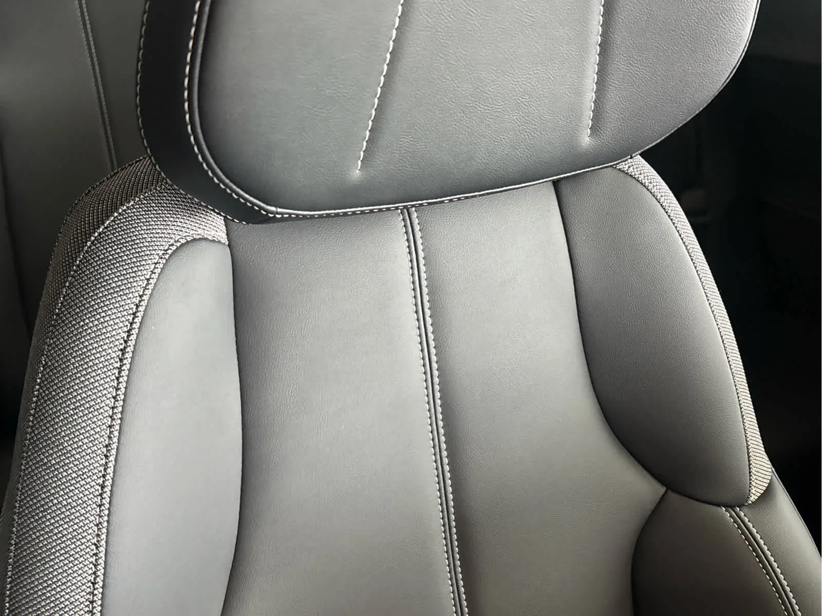 Certified Used 2025 Crystal White Tricoat Cadillac Luxury 1 image 10