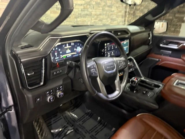 Used 2022 Titanium GMC Denali Ultimate image 27