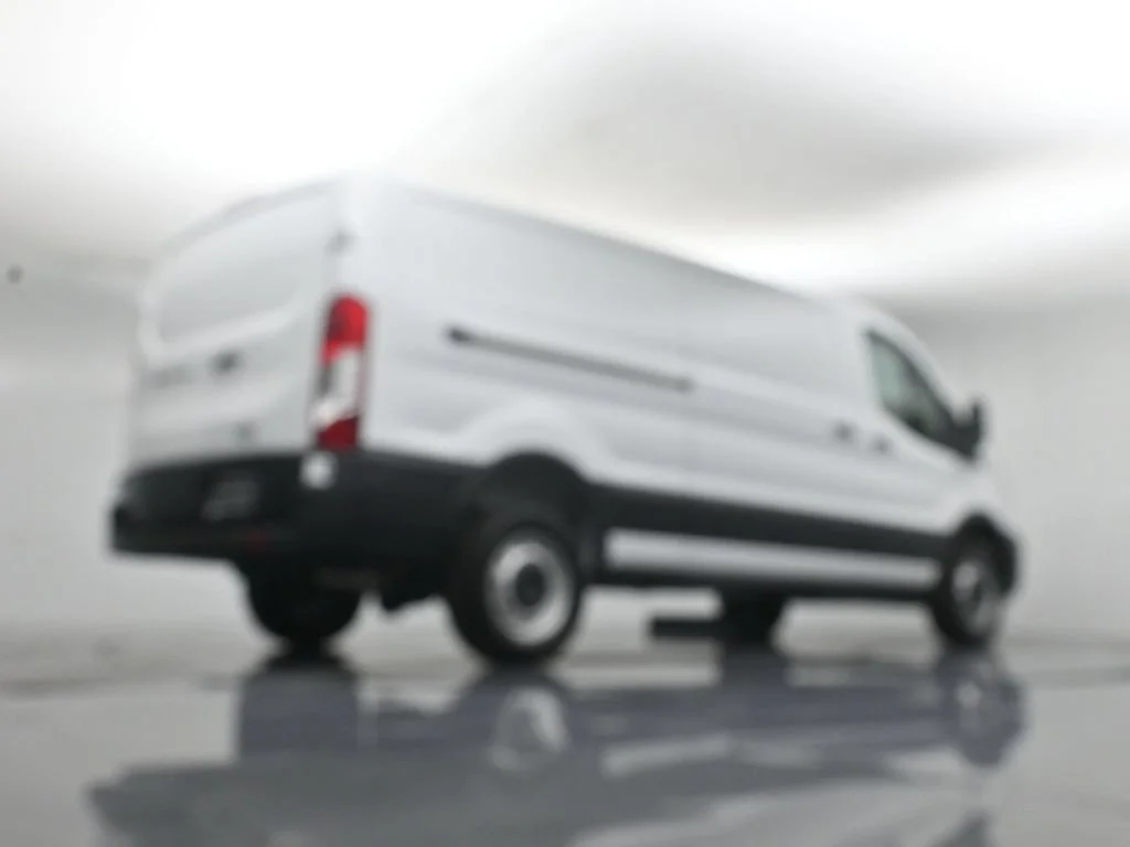New 2026 Oxford White Ford Base image 42