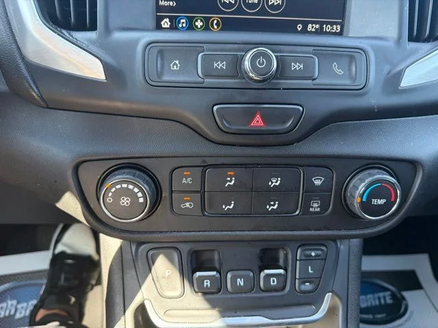 Used 2018 White GMC SLE image 24