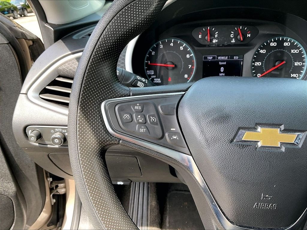 Used 2024 Gray Chevrolet LT image 23