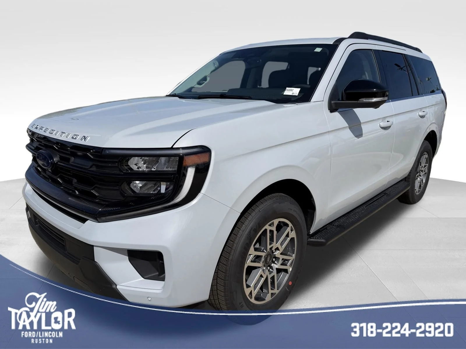 2026 Ford Expedition Active's photo