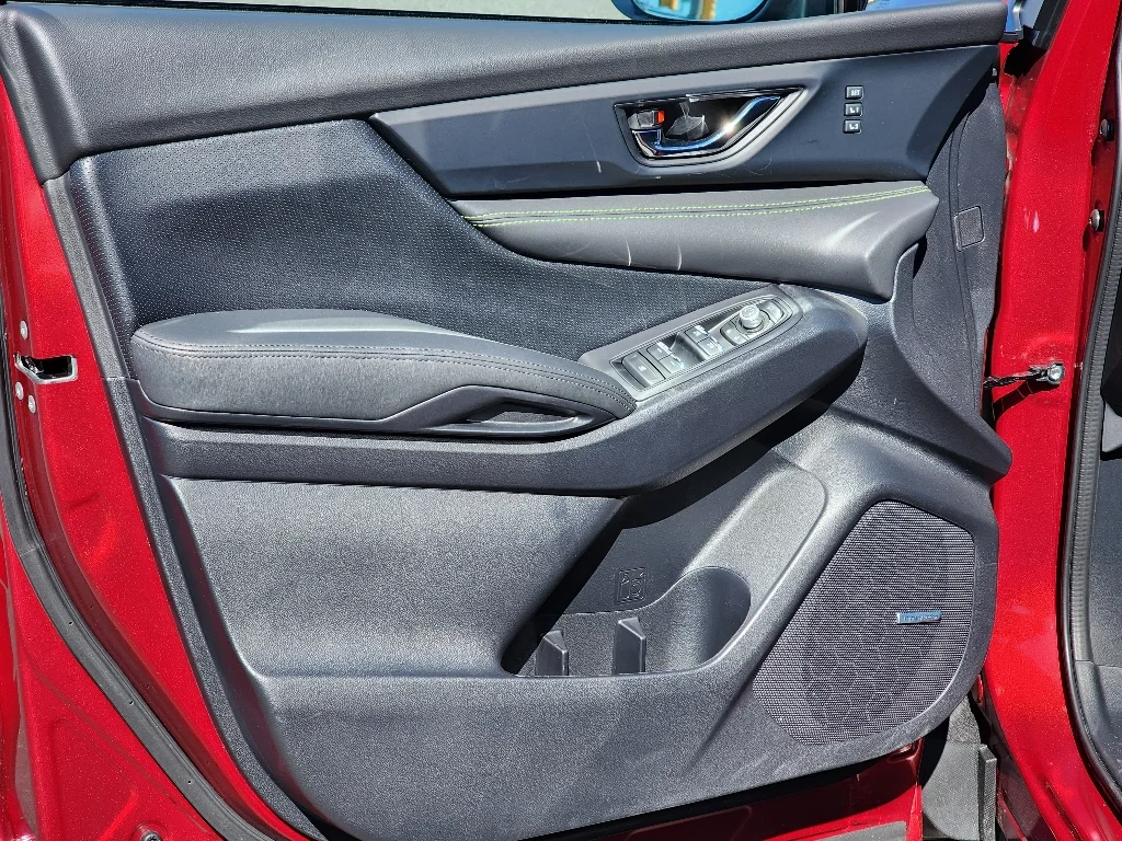 Used 2026 Crimson Red Pearl Subaru Onyx Edition Touring image 33