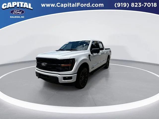 Used 2024 White Ford XLT image 4