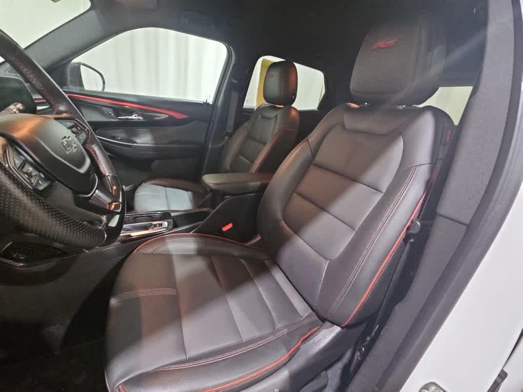 Used 2024 Summit White Chevrolet RS image 19