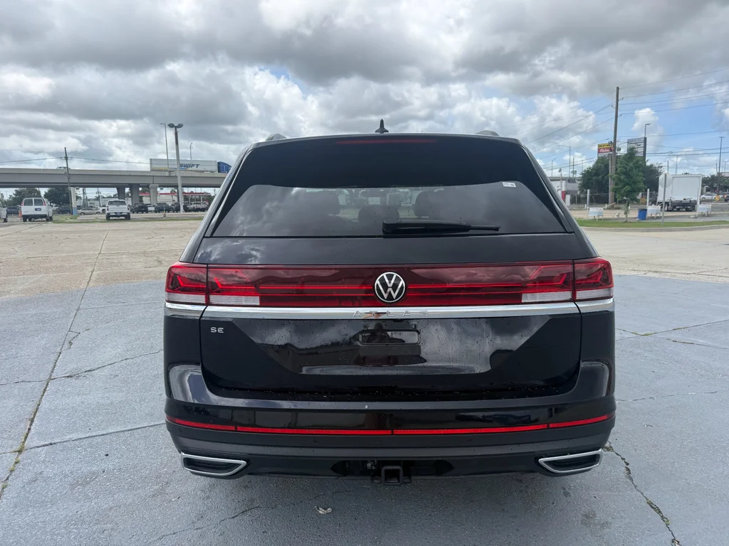 2025 Volkswagen Atlas SE w/Tech - Photo 6