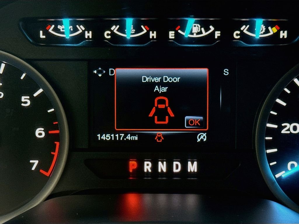 Used 2020 Magnetic Metallic Ford XLT image 17