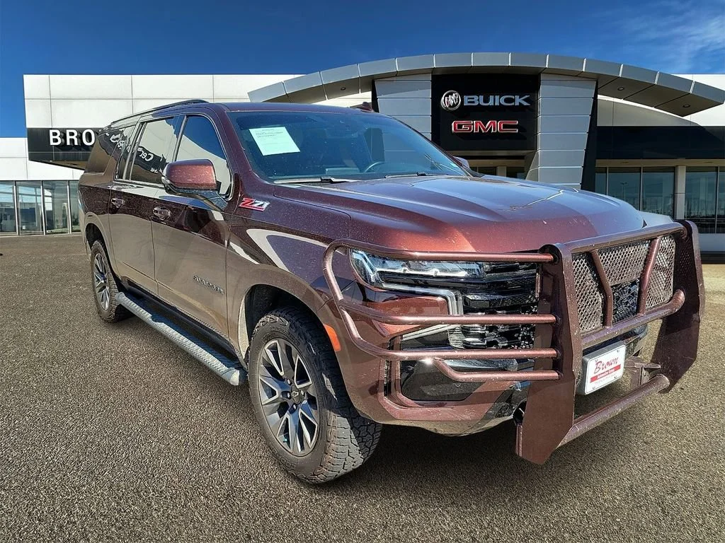 2023 Chevrolet Suburban 4WD 1500 Z71's photo
