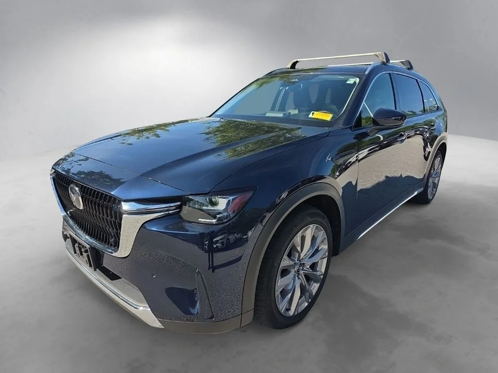 Used 2024 Blue Mazda 3.3 Turbo Premium image 13