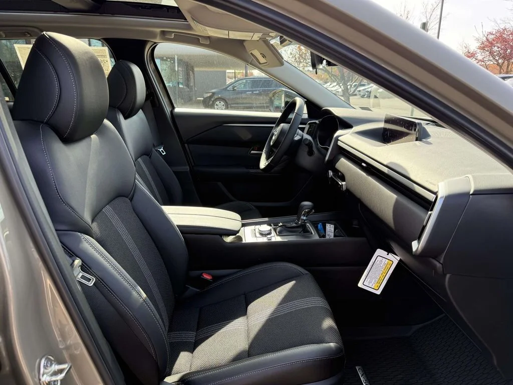 New 2026 Sand Metallic Mazda 2.5 S Meridian Edition image 15
