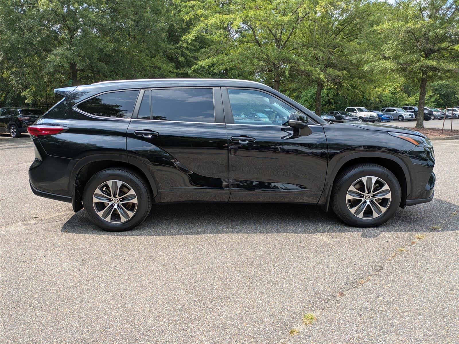 Used 2023 Midnight Black Metallic Toyota XLE image 3