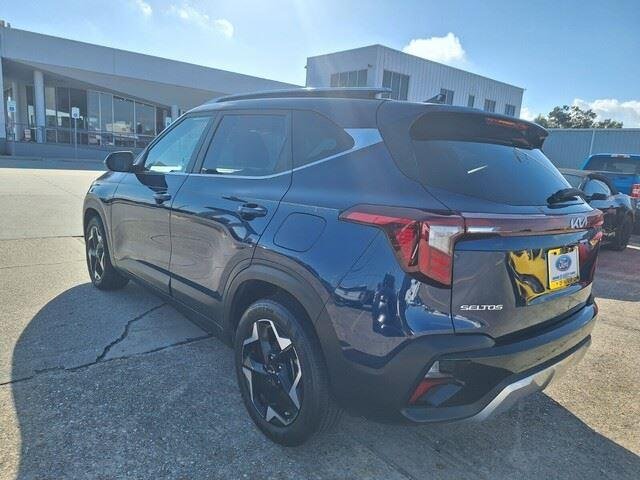 2024 Kia Seltos EX photo 3