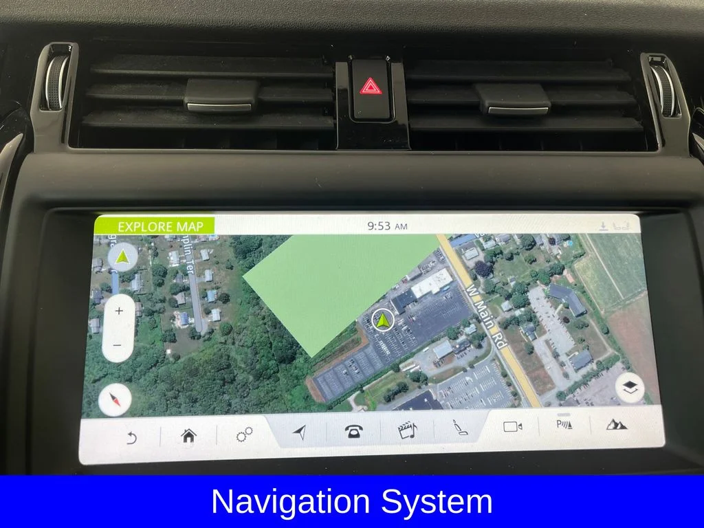 Used 2018 Black Land Rover SE image 5