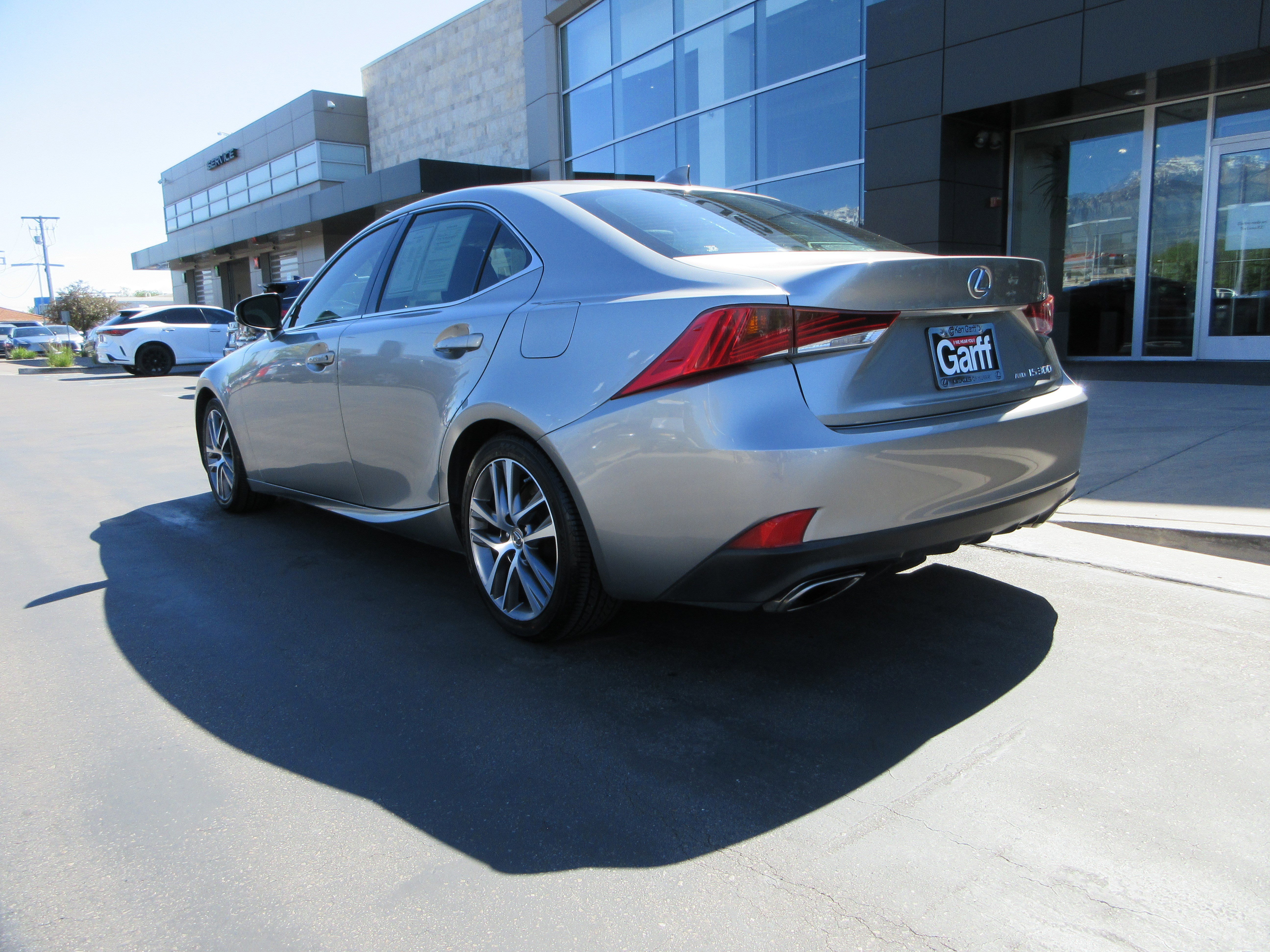 Used 2018 Atomic Silver Lexus 300 image 5