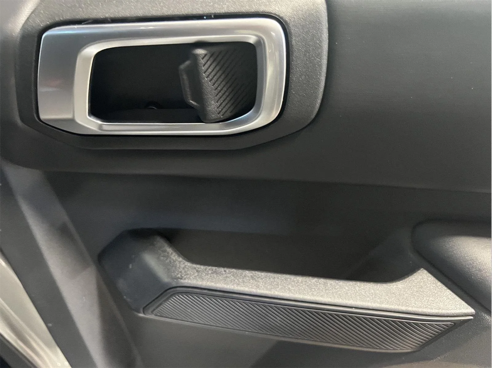 Used 2026 Avalanche Gray Ford Outer Banks image 16