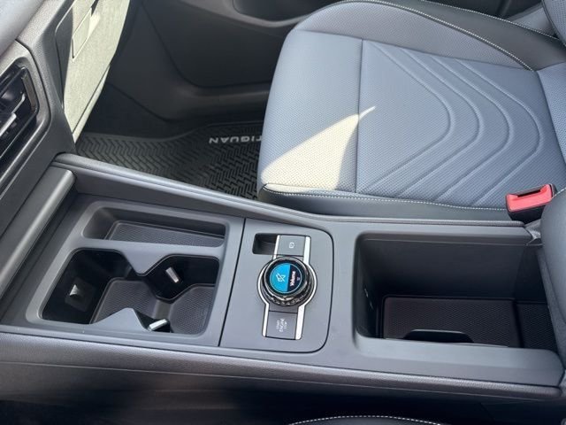 New 2026 Deep Black Volkswagen 2.0T SE image 23