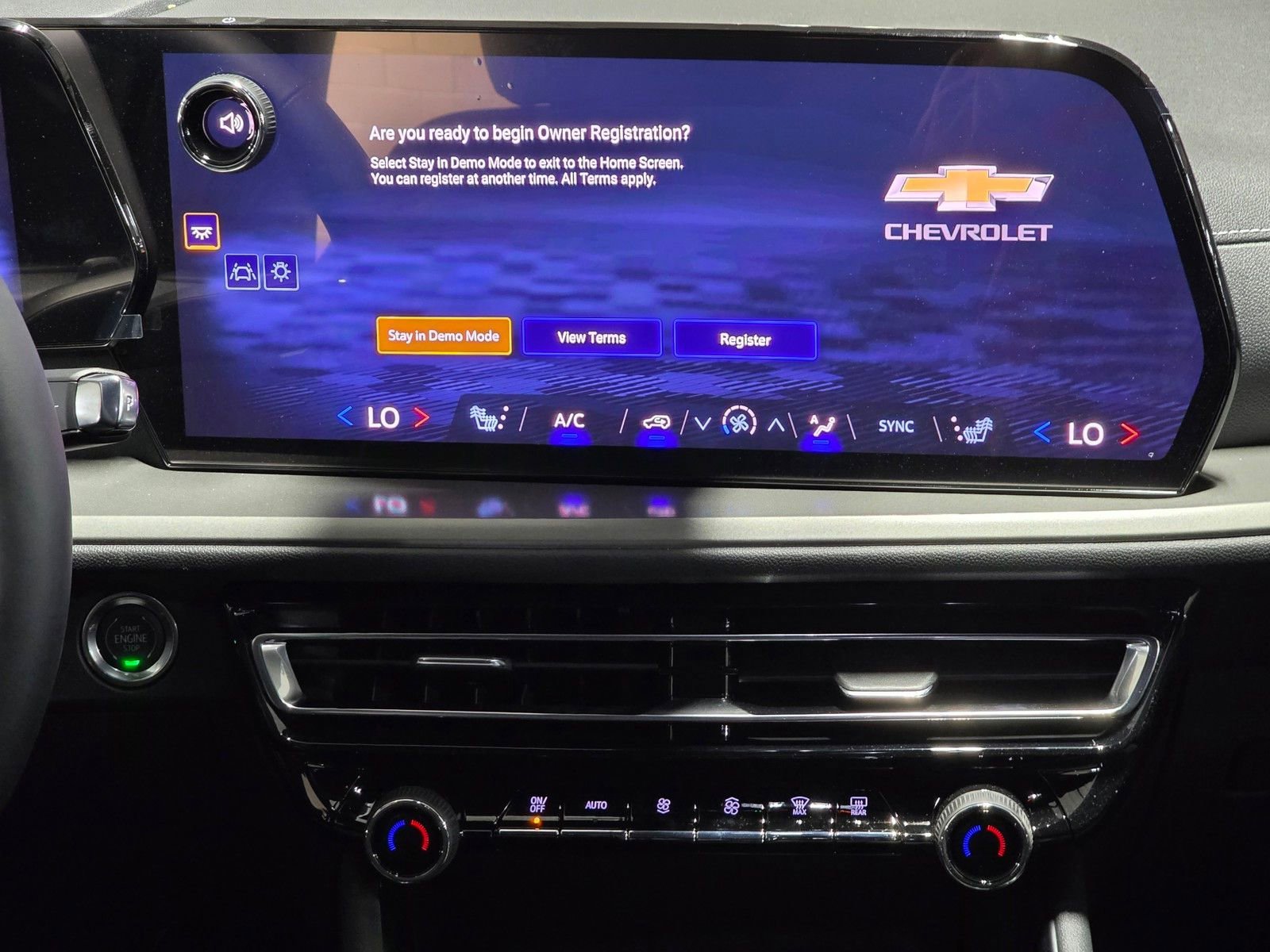 2026 Chevrolet Traverse LT - Photo 26