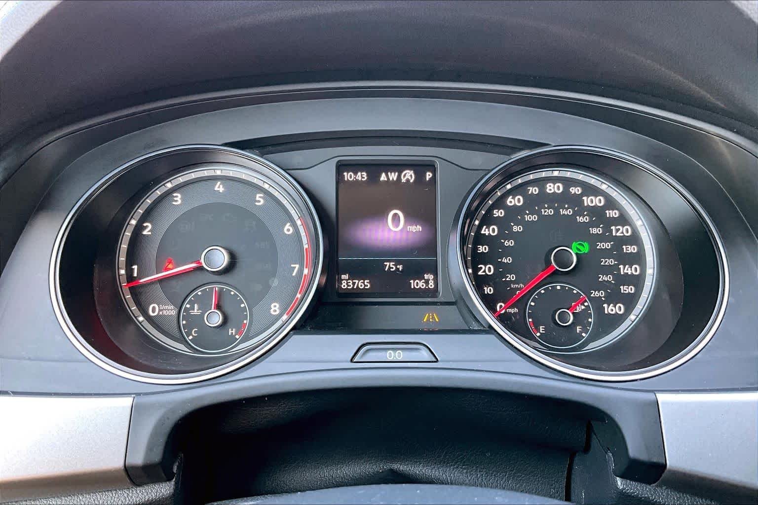 Used 2019 DEEP BLACK PEARL EFFECT Volkswagen 3.6L V6 SE w/Technology image 26
