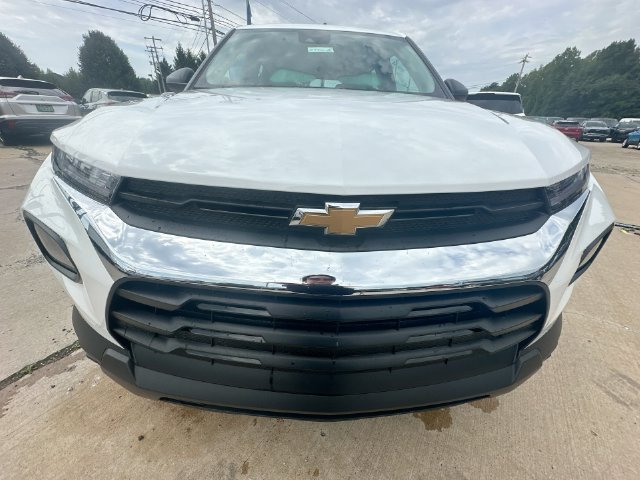 Used 2023 SUMMIT WHITE Chevrolet LS image 40
