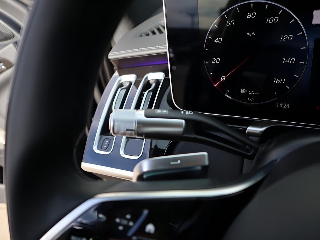 New 2026 Obsidian Black Metallic Mercedes-Benz S 500 image 43
