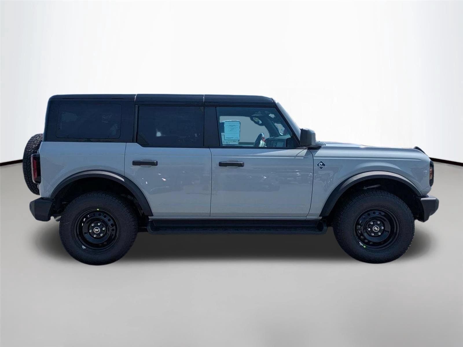 New 2026 Avalanche Gray Ford Outer Banks® image 4