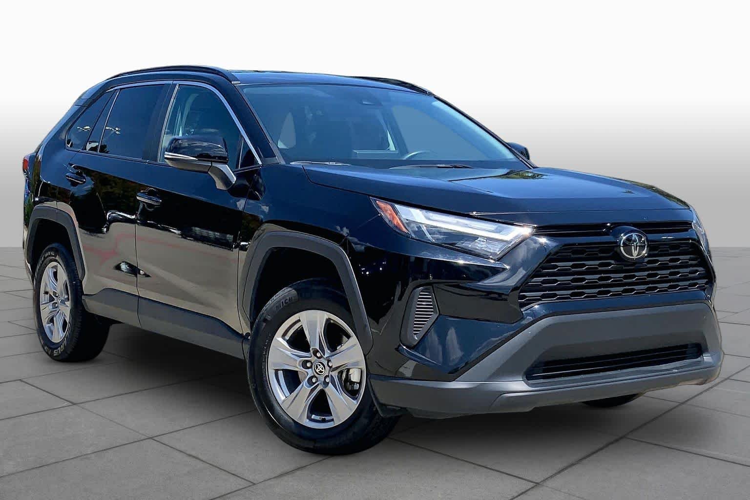 Pre-Owned 2025 Toyota RAV4 XLE