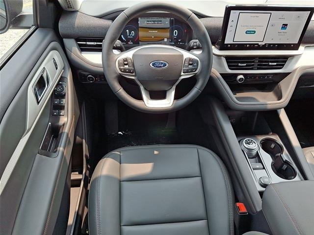 New 2026 Agate Black Metallic Ford Active image 27