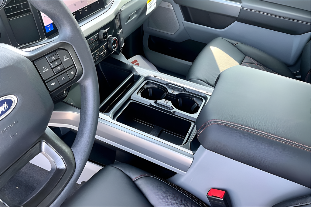 2025 Ford F-250 Super Duty XLT - Photo 9