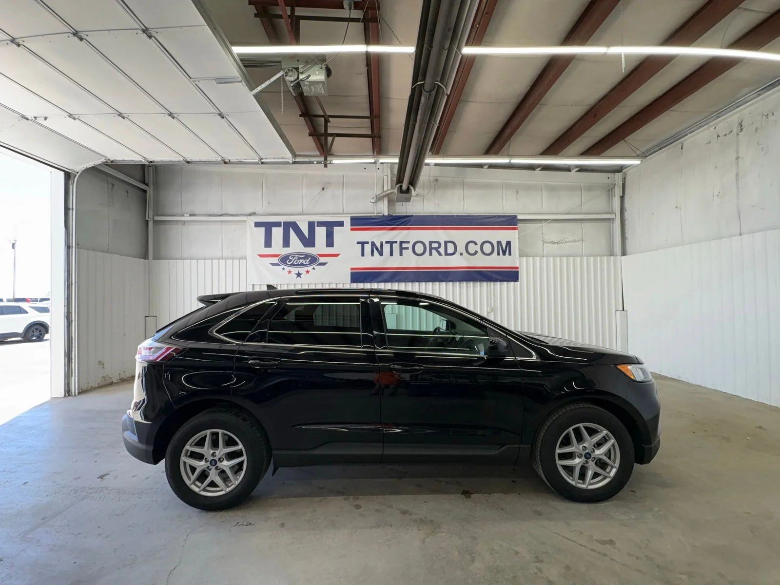 2021 Ford Edge SEL AWD's photo