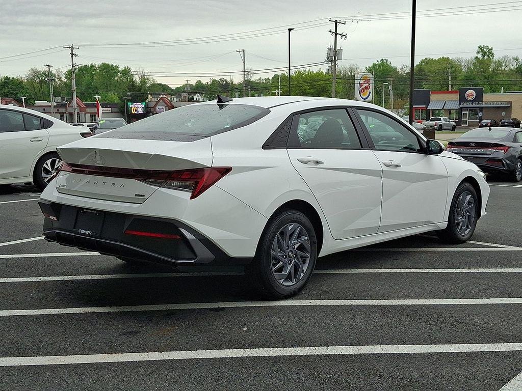 New 2026 Serenity White Pearl Hyundai Blue image 5