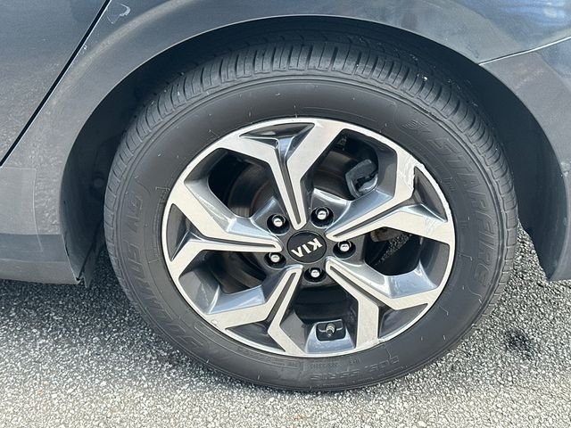 Used 2021 Gray Kia LXS image 19